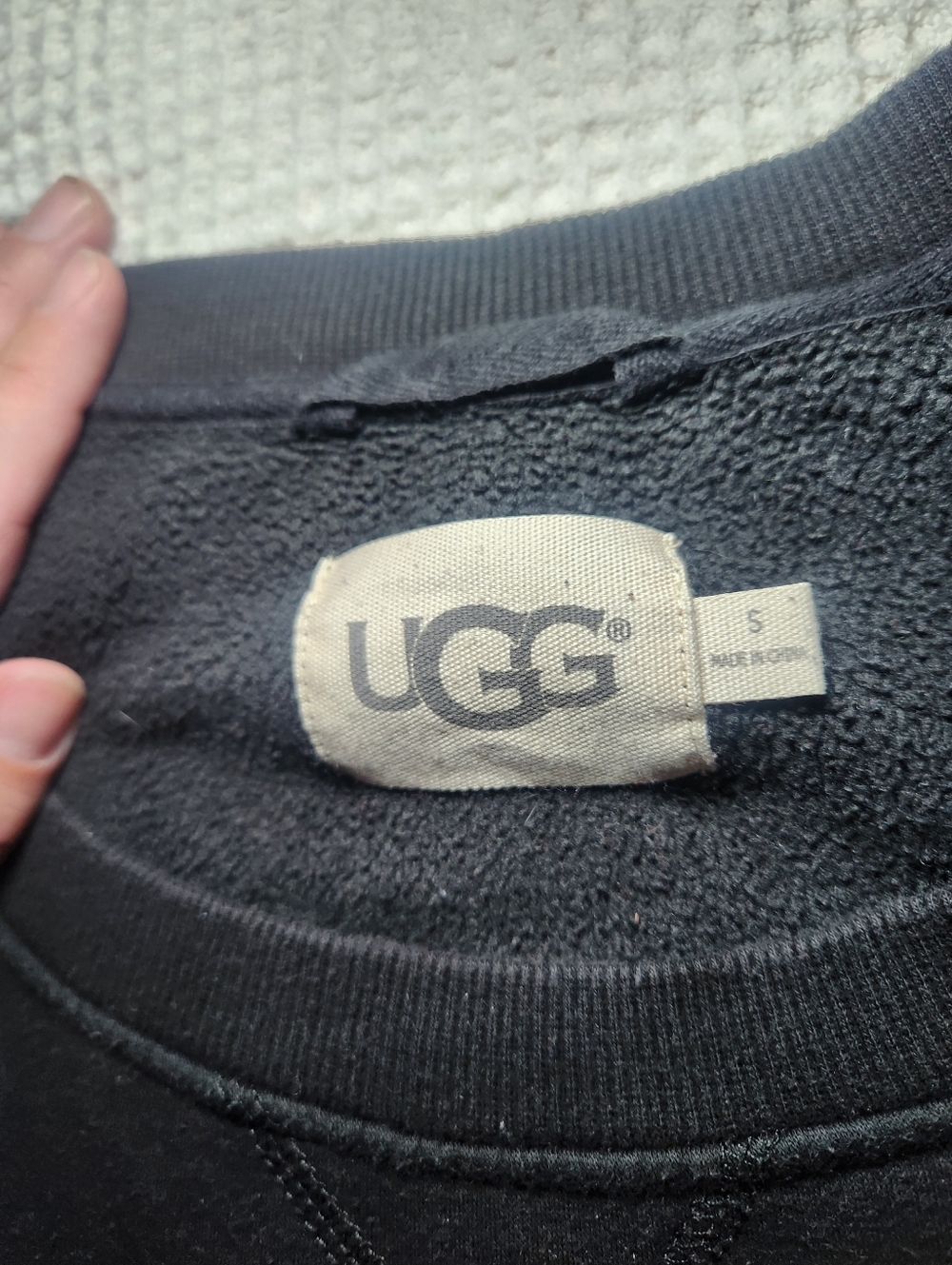 UGG Morgan Women's Black Sweatshirt Top Size S - Picture 8 of 11